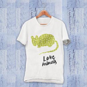 Tsukky (tsukky)さんのアウトドア系ブランドの動物イラストを使ったTシャツデザインへの提案