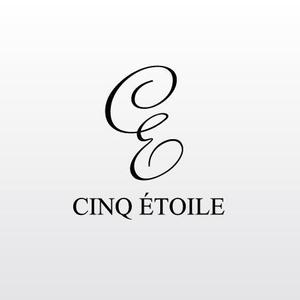 Mrgakuさんの社名「cinq étoile」のロゴ作成への提案