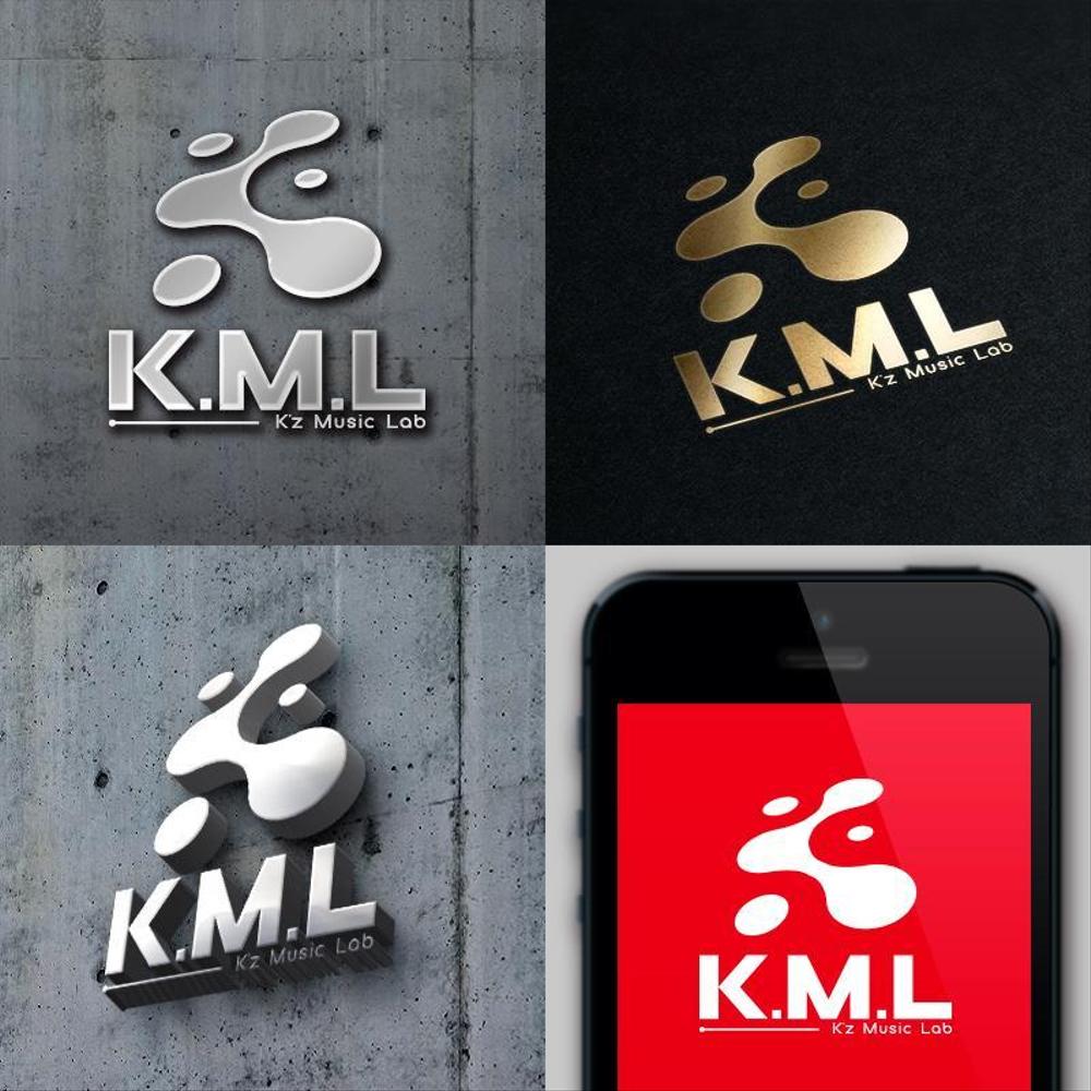 架空のレコード会社「K.M.L」のロゴ