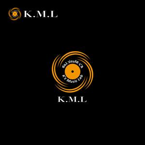 taguriano (YTOKU)さんの架空のレコード会社「K.M.L」のロゴへの提案