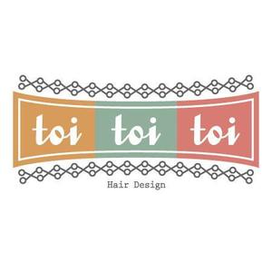 dezee6さんの「toi toi toi」のロゴ作成への提案