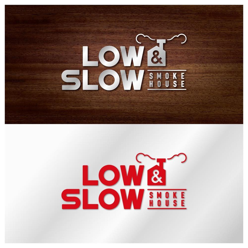 飲食店「LOW & SLOW」のロゴ