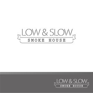 sakkan (sakkan)さんの飲食店「LOW & SLOW」のロゴへの提案