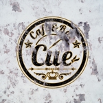 onesize fit’s all (onesizefitsall)さんのカフェ＆ダーツバー『Cue』のロゴへの提案