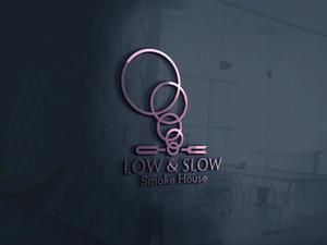 sriracha (sriracha829)さんの飲食店「LOW & SLOW」のロゴへの提案