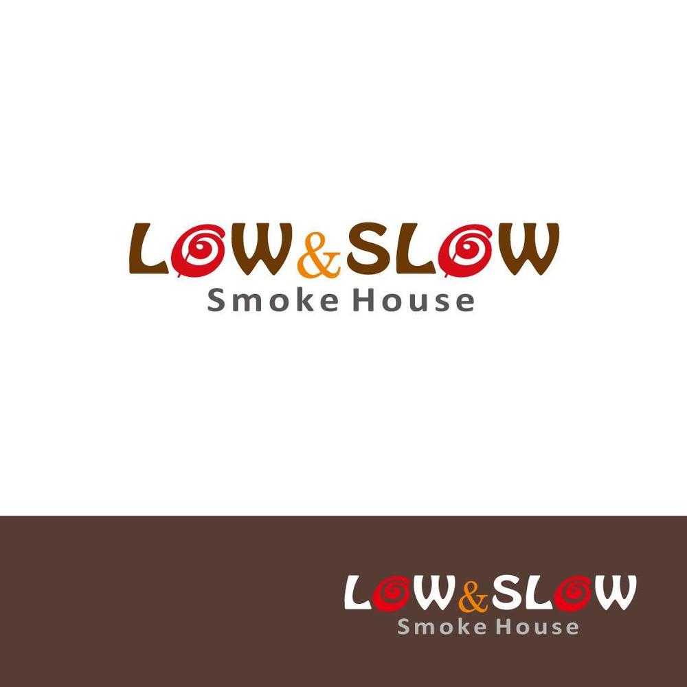 飲食店「LOW & SLOW」のロゴ