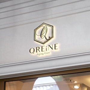 web_rog ()さんのエイジングケア専門店「QREiNE」のロゴへの提案
