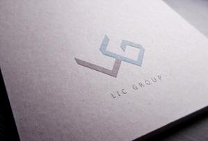 miraini (piraoka)さんの新会社「株式会社LIC GROUP」のロゴへの提案