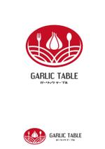柳　愉遊 (yuyu_yanagi)さんの新規 飲食店 「ガーリック テーブル」の ロゴへの提案