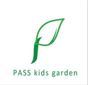 ゴキゲン (gokigen01)さんの英語教育重視の学習指導付きの民間学童「PASS kids garden」のロゴへの提案