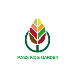 designdepot07さんの英語教育重視の学習指導付きの民間学童「PASS kids garden」のロゴへの提案