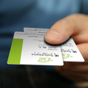 YellowD (plusHD)さんの不動産会社【IEソリューションズ】の名刺デザイン作成への提案