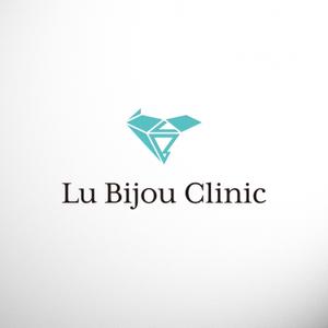BUTTER GRAPHICS (tsukasa110)さんの美容クリニック「Lu Bijou Clinic（リュ・ビジュ クリニック）」のロゴへの提案