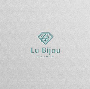 Nyankichi.com (Nyankichi_com)さんの美容クリニック「Lu Bijou Clinic（リュ・ビジュ クリニック）」のロゴへの提案