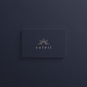 Nyankichi.com (Nyankichi_com)さんの美術品等を扱う店舗・ネット販売会社「㈱soleil」（ソレイユ　意味：太陽）のロゴデザインです。への提案