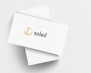 Okumachi (Okumachi)さんの美術品等を扱う店舗・ネット販売会社「㈱soleil」（ソレイユ　意味：太陽）のロゴデザインです。への提案
