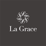 元気な70代です。 (nakaya070)さんのクリニックが運営するサロン「La Grace」のロゴ作成依頼への提案