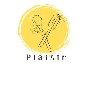 arc design (kanmai)さんのオンライン料理教室「Plaisir」のロゴ作成への提案
