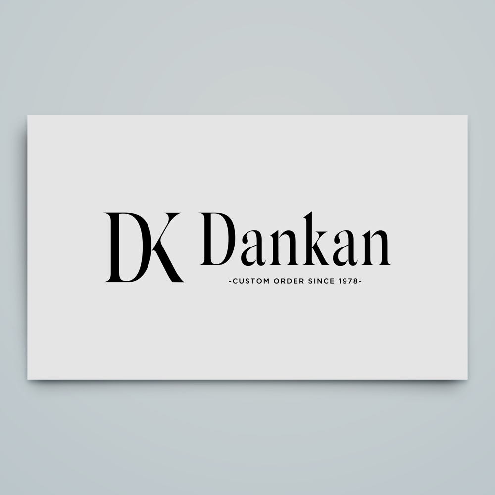 オーダースーツ専門店「ダンカン」のロゴ作成。英語表記はマスト（DANKAN）です。