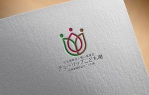 VNFdesign (late_design)さんの認定こども園「チューリップこども園」のマークと文字ロゴへの提案