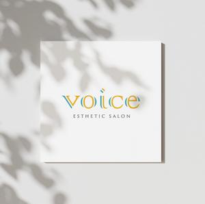 T&T (ttagency)さんのエステサロン「voice」のロゴへの提案
