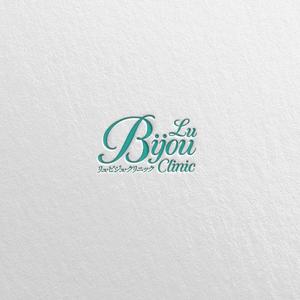 SSH Design (s-s-h)さんの美容クリニック「Lu Bijou Clinic（リュ・ビジュ クリニック）」のロゴへの提案