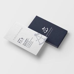 YFTR (YFTR)さんの8Nana株式会社の名刺への提案
