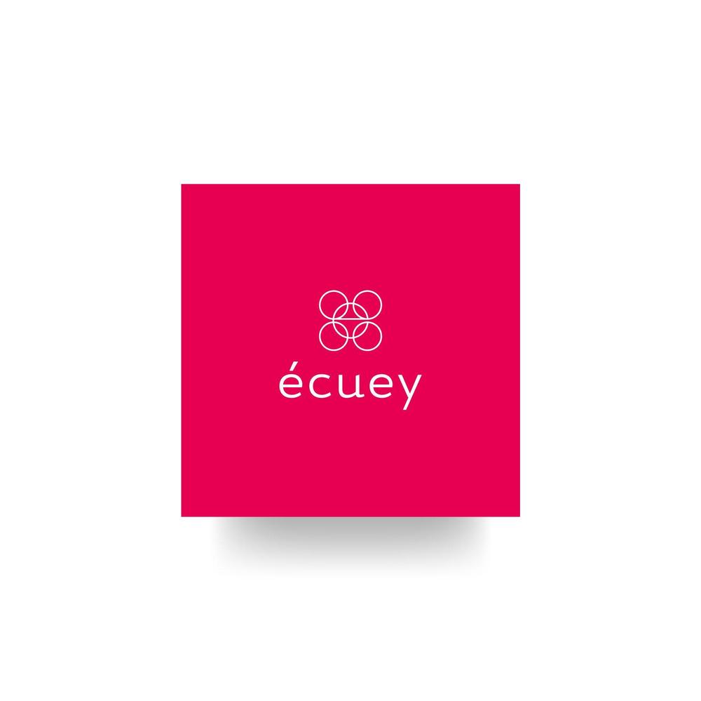 アパレルショップサイト「écuey」のロゴ