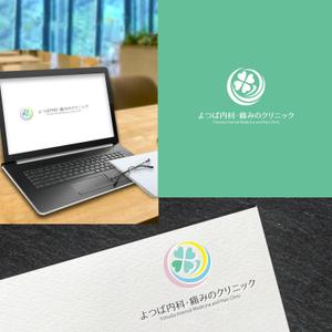 Chamomile Works (blessing29)さんの新規開業クリニックのロゴへの提案