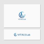 Quiet Design (QuietDesign)さんの「VITALS Lab」ロゴ制作｜人生最適化を象徴する、知的で自然体な世界観を表現への提案