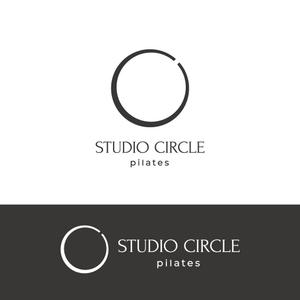 バンドウワークス (bandou9)さんのピラティススタジオ「STUDIO CIRCLE」のワード＋シンボルロゴへの提案
