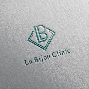 ロゴロゴ (yottofuruya)さんの美容クリニック「Lu Bijou Clinic（リュ・ビジュ クリニック）」のロゴへの提案