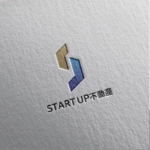 ロゴロゴ (yottofuruya)さんの不動産業「スタートアップ不動産」のロゴへの提案