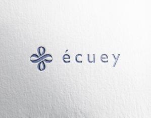 BLUE BARRACUDA (Izkondo)さんのアパレルショップサイト「écuey」のロゴへの提案