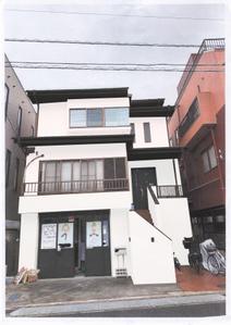 PURPOSE DESIGN（株） (gimmick_at56)さんの家の外壁と屋根の塗装の配色決めへの提案