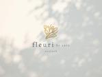studio72 (studio72jp)さんのアイラッシュサロン「fleuri by aura」のロゴへの提案