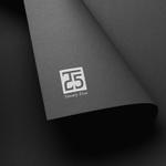 TANTOMA (tantoma)さんの超高級外車の中古車販売店「Twenty Five」のロゴマーク及びロゴ作成への提案