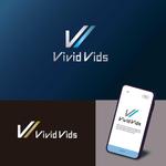 atomgra (atomgra)さんの映像・動画製作会社「Vivid Vids」のロゴ製作への提案