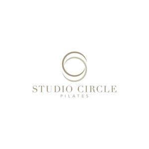 Hi-Design (hirokips)さんのピラティススタジオ「STUDIO CIRCLE」のワード＋シンボルロゴへの提案