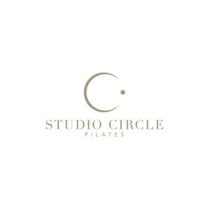 Hi-Design (hirokips)さんのピラティススタジオ「STUDIO CIRCLE」のワード＋シンボルロゴへの提案
