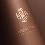 ST-Design (ST-Design)さんの四つ葉のクローバーをモチーフにしたクリニックロゴへの提案