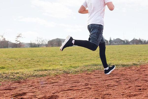 部活動におけるチームの作り方、体験談提供、アドバイス、ご相談承ります。