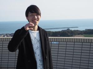 新田　悠太