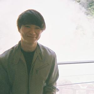 伊藤　友哉