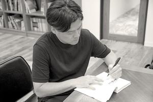 小山内隆