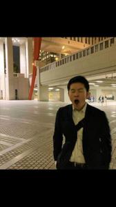 秋本 岳内