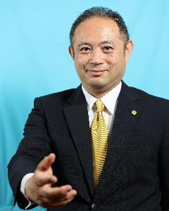 山田六郎