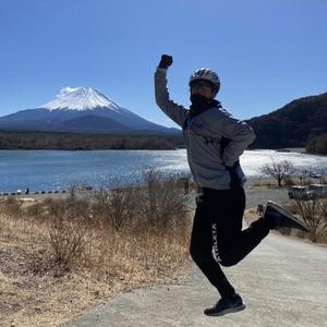 yジュン