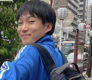 菅井慈人