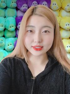やまのさとみ